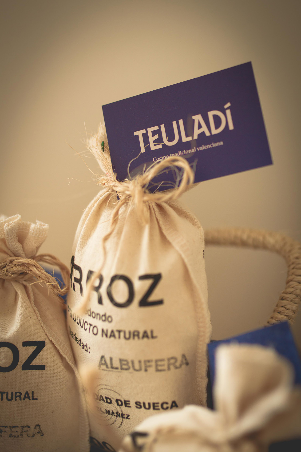 Teuladi - Branding